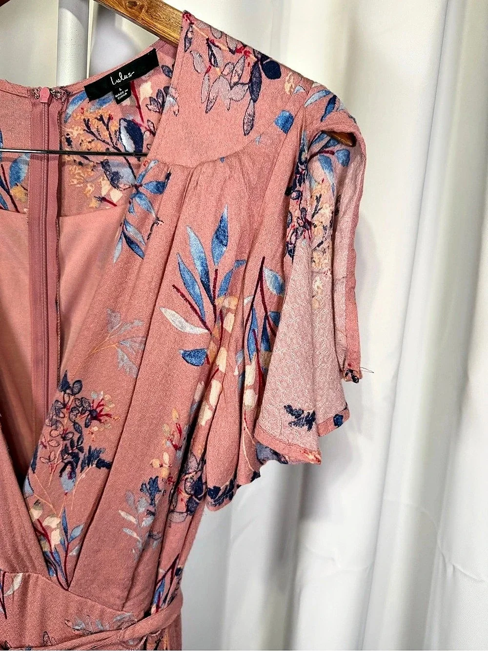 Lulus beautiful women’s